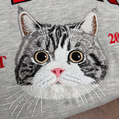 Personalized Embroidered Pet Face & Name Sweatshirt – Custom Keepsake Gift for Pet Lovers